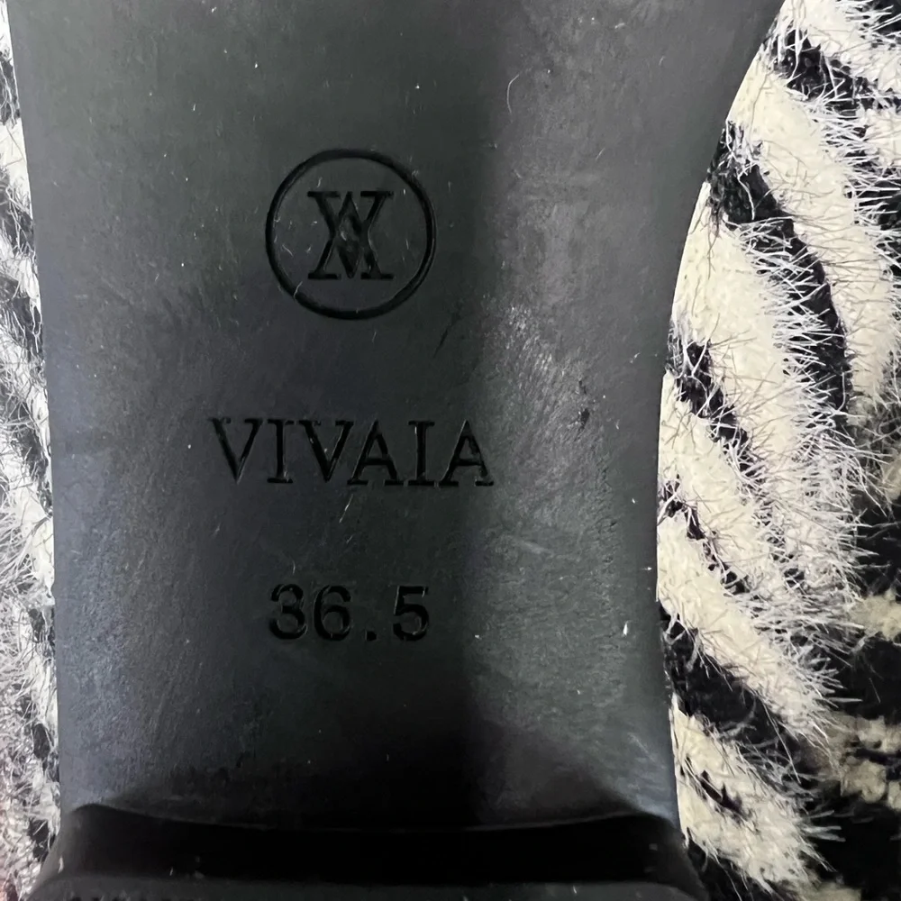 Vivaia Samantha Squared Toe Faux‎ Mink Knit Zebra Loafers Size 36.5
